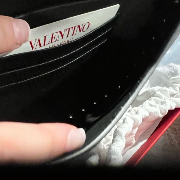 Valentino Garavani - NEW IN BOX Stud-detail leather shoulder bag - Picture 8 of 10